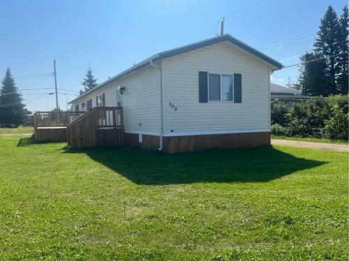 309 5 Street Nw, Slave Lake, AB - Outdoor