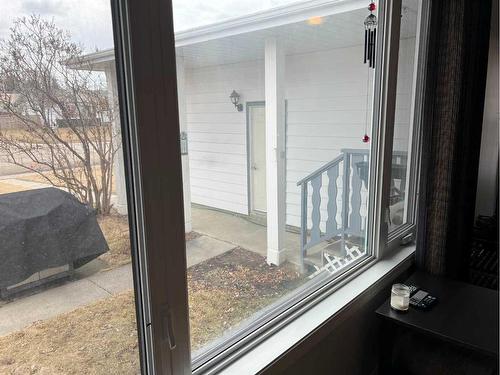 708 8 Street, Fox Creek, AB - Indoor Photo Showing Other Room