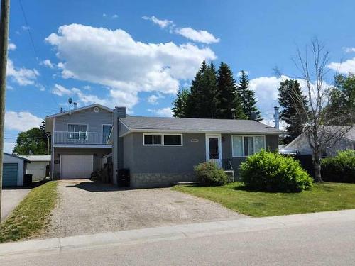 106 Chetamon Drive, Hinton, AB - Outdoor With Balcony With Facade