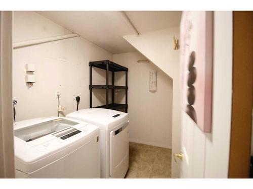 106 Chetamon Drive, Hinton, AB - Indoor Photo Showing Laundry Room