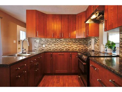 106 Chetamon Drive, Hinton, AB - Indoor Photo Showing Kitchen