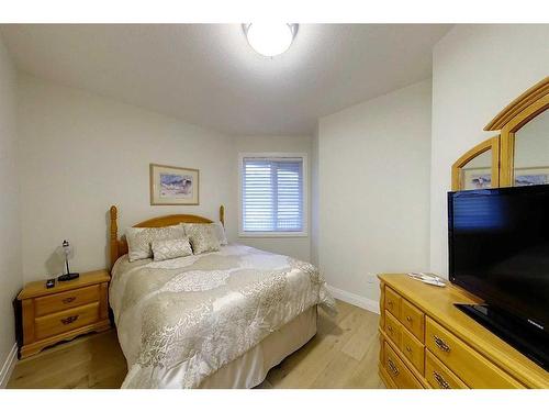 37-16511 Township Road 532A, Rural Yellowhead County, AB - Indoor Photo Showing Bedroom