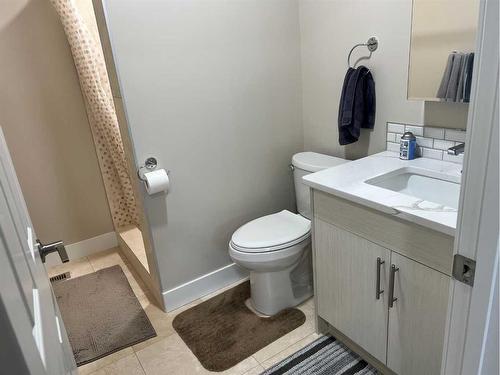 510 4 Avenue, Fox Creek, AB - Indoor Photo Showing Bathroom