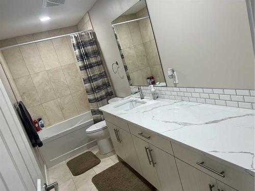 510 4 Avenue, Fox Creek, AB - Indoor Photo Showing Bathroom