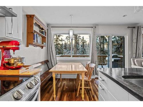 922 Lawrence Grassi Ridge, Canmore, AB - Indoor