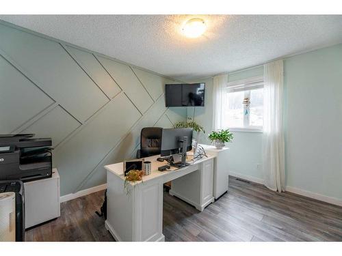 199 Moberly Drive, Hinton, AB - Indoor Photo Showing Office