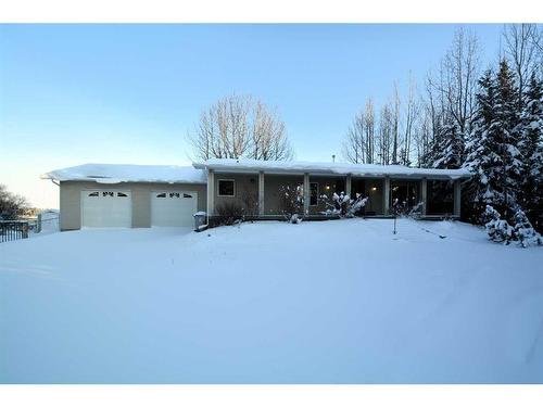 7212 Glenwood Drive, Edson, AB - Outdoor With Facade