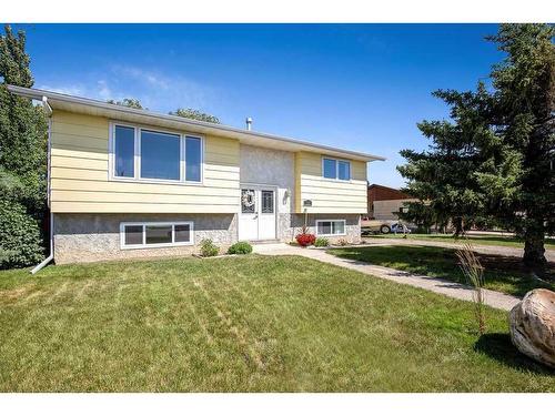 208 Slade Drive, Nanton, AB - Outdoor