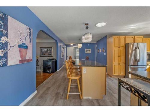 284 Eaton Drive, Hinton, AB - Indoor Photo Showing Kitchen