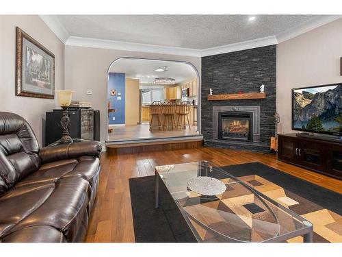 284 Eaton Drive, Hinton, AB - Indoor Photo Showing Living Room With Fireplace