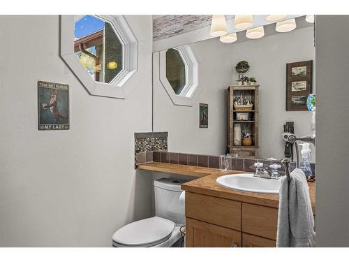 150-901 Benchlands Trail Nw, Canmore, AB - Indoor Photo Showing Bathroom