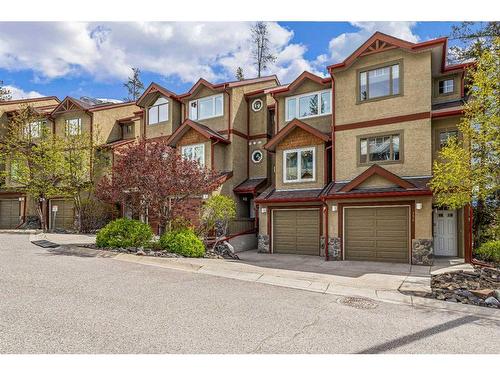 150-901 Benchlands Trail Nw, Canmore, AB - Outdoor With Facade