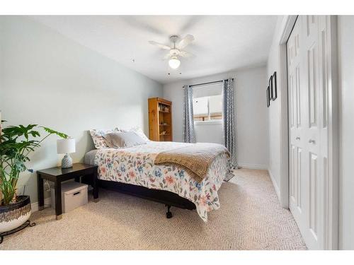 1 Park Close, Whitecourt, AB - Indoor Photo Showing Bedroom