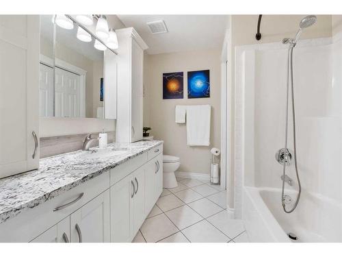 1 Park Close, Whitecourt, AB - Indoor Photo Showing Bathroom