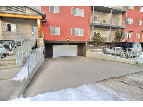 304-109 Seabolt Drive, Hinton, AB - Outdoor