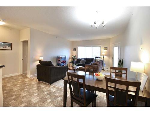 304-109 Seabolt Drive, Hinton, AB - Indoor Photo Showing Dining Room