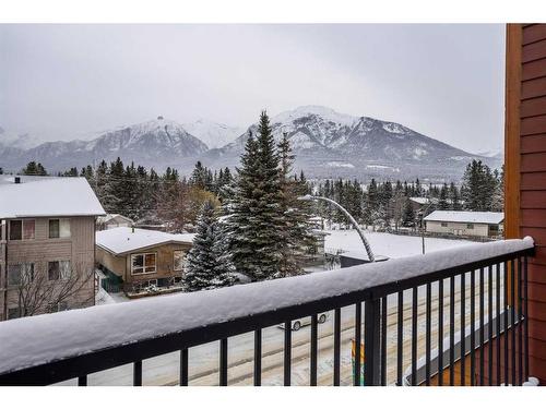 307-1002 8Th Avenue, Canmore, AB - Outdoor