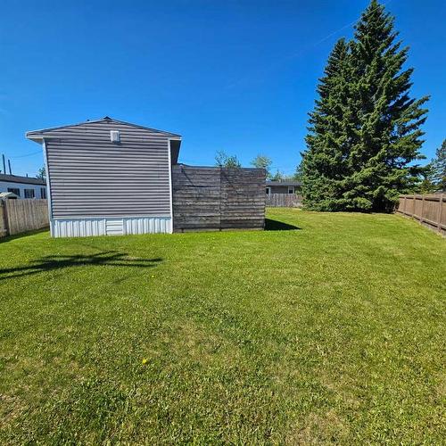 2-810 56 Street, Edson, AB 