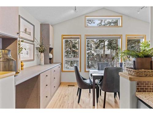 53-127 Carey, Canmore, AB - Indoor Photo Showing Dining Room