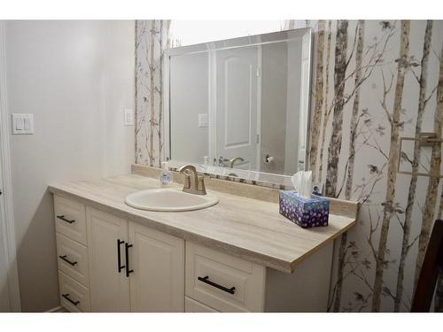 4913 54 Street, Athabasca, AB - Indoor Photo Showing Bathroom