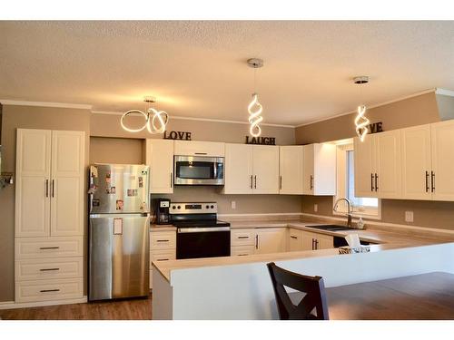 4913 54 Street, Athabasca, AB - Indoor Photo Showing Kitchen With Stainless Steel Kitchen