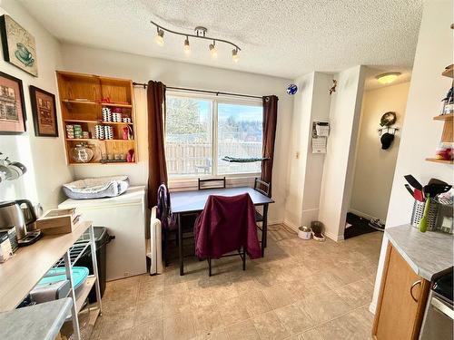 39-101 Mill Street, Hinton, AB - Indoor