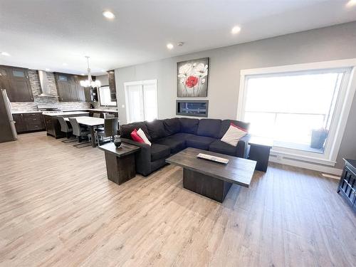 4714 Sakwatamau Drive, Whitecourt, AB - Indoor Photo Showing Living Room