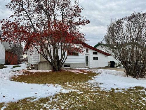 321 3 Avenue Nw, Slave Lake, AB - Outdoor