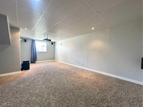 22 Cedar Heights, Whitecourt, AB - Indoor Photo Showing Other Room