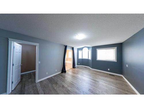 22 Cedar Heights, Whitecourt, AB - Indoor Photo Showing Other Room