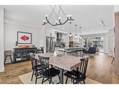 103A-1101 Three Sisters Parkway, Canmore, AB - Indoor Photo Showing Dining Room