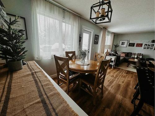 11 Sparrow Cres, Whitecourt, AB - Indoor Photo Showing Dining Room