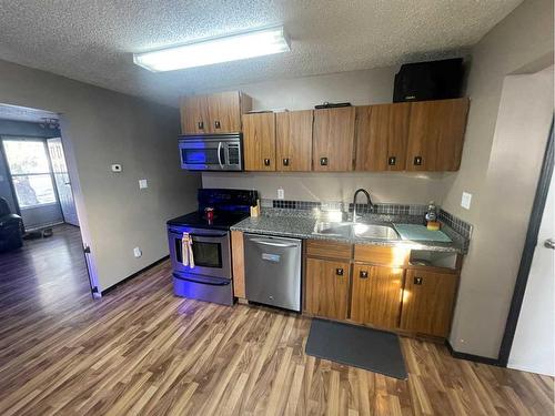 5021 10 Avenue, Edson, AB - Indoor Photo Showing Kitchen