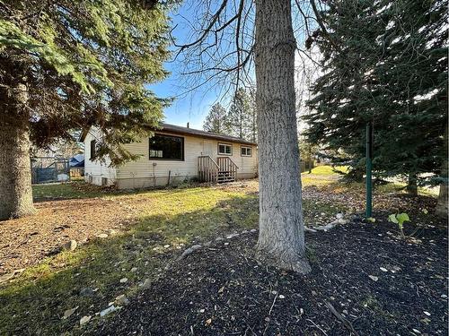 5309 Valley Road, Robb, AB - Outdoor