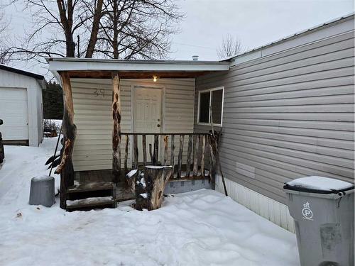 39 Riverside Trailer Park, Whitecourt, AB 