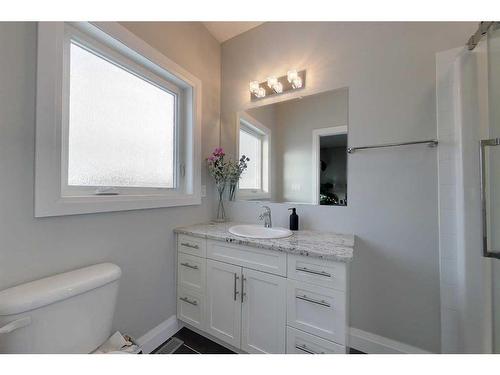 309 12 Street Se, Slave Lake, AB - Indoor Photo Showing Bathroom