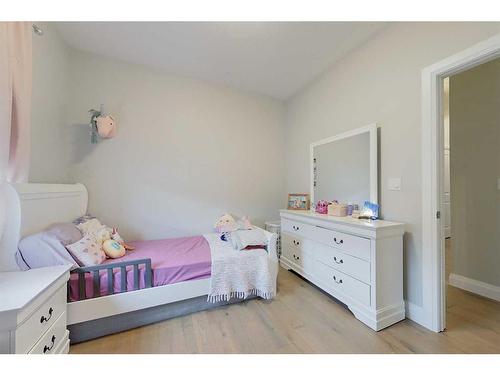 309 12 Street Se, Slave Lake, AB - Indoor Photo Showing Bedroom