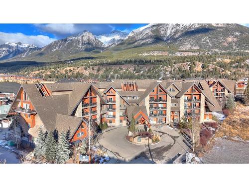 219-901 Mountain Street, Canmore, AB - Outdoor With Facade