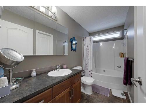 1217 Southshore Drive West, Canyon Creek, AB - Indoor Photo Showing Bathroom