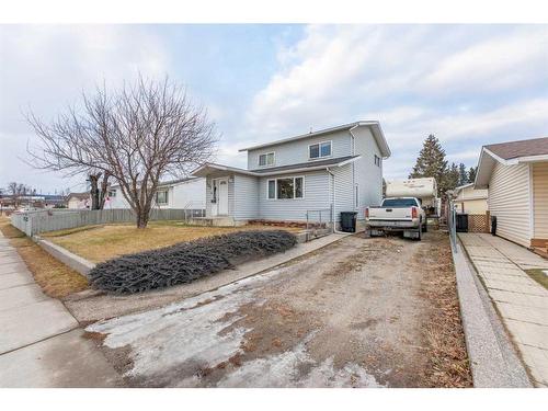 141 Sherwood Drive, Hinton, AB - Outdoor