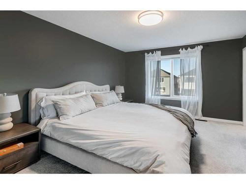 188 Emberside Hollow, Cochrane, AB - Indoor Photo Showing Bedroom