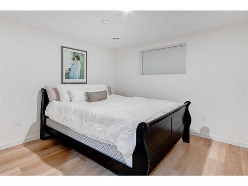 188 Emberside Hollow, Cochrane, AB - Indoor Photo Showing Bedroom