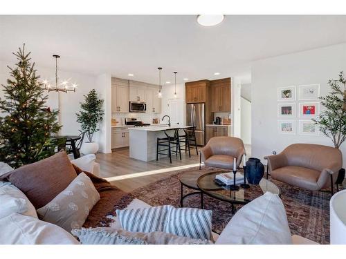 188 Emberside Hollow, Cochrane, AB - Indoor Photo Showing Living Room