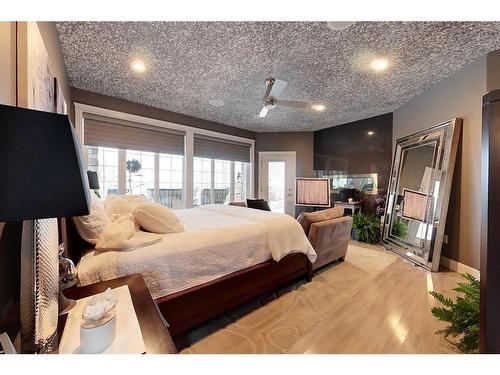 73080 Southshore Drive, Widewater, AB - Indoor Photo Showing Bedroom