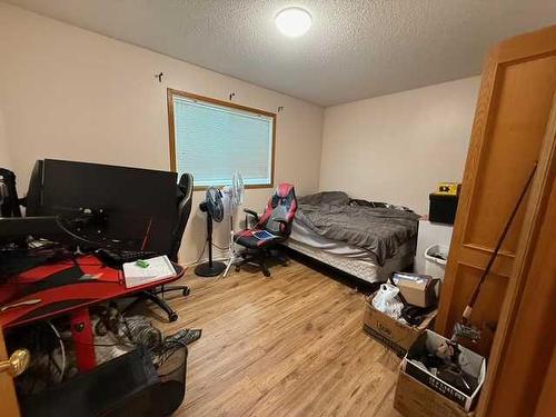 1302 54 Street, Edson, AB - Indoor Photo Showing Bedroom