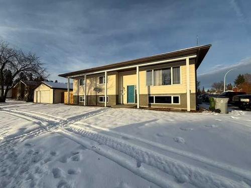 1302 54 Street, Edson, AB - Outdoor