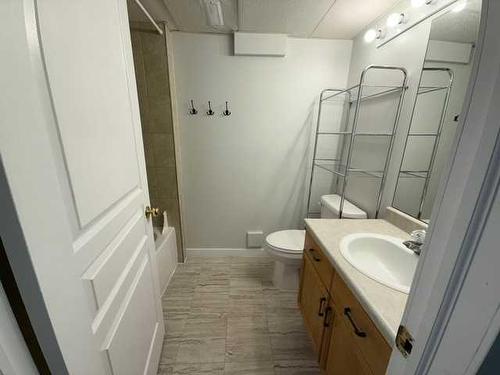 1302 54 Street, Edson, AB - Indoor Photo Showing Bathroom