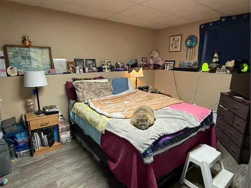 4810 16 Avenue, Edson, AB - Indoor Photo Showing Bedroom