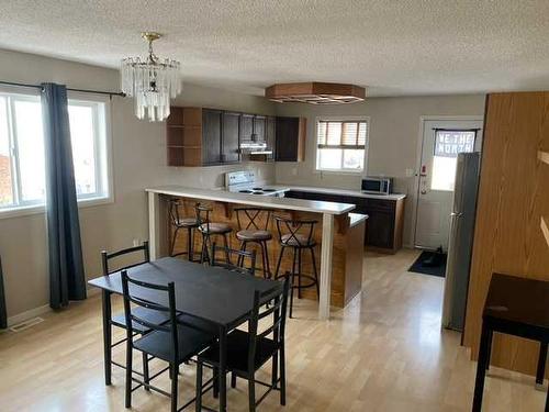 4810 16 Avenue, Edson, AB - Indoor Photo Showing Dining Room