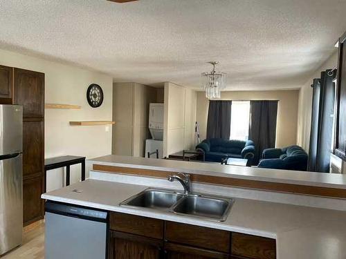 4810 16 Avenue, Edson, AB - Indoor Photo Showing Kitchen With Double Sink